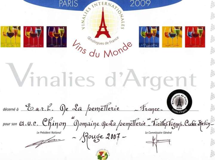 Diplôme certifiant une médaille d’argent obtenue en 2009 aux Vinalies Internationales à Paris
